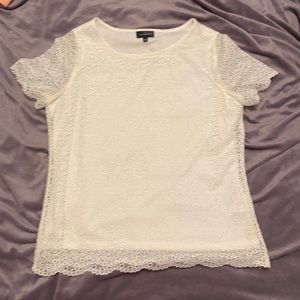 Ladies medium white top with lace effect